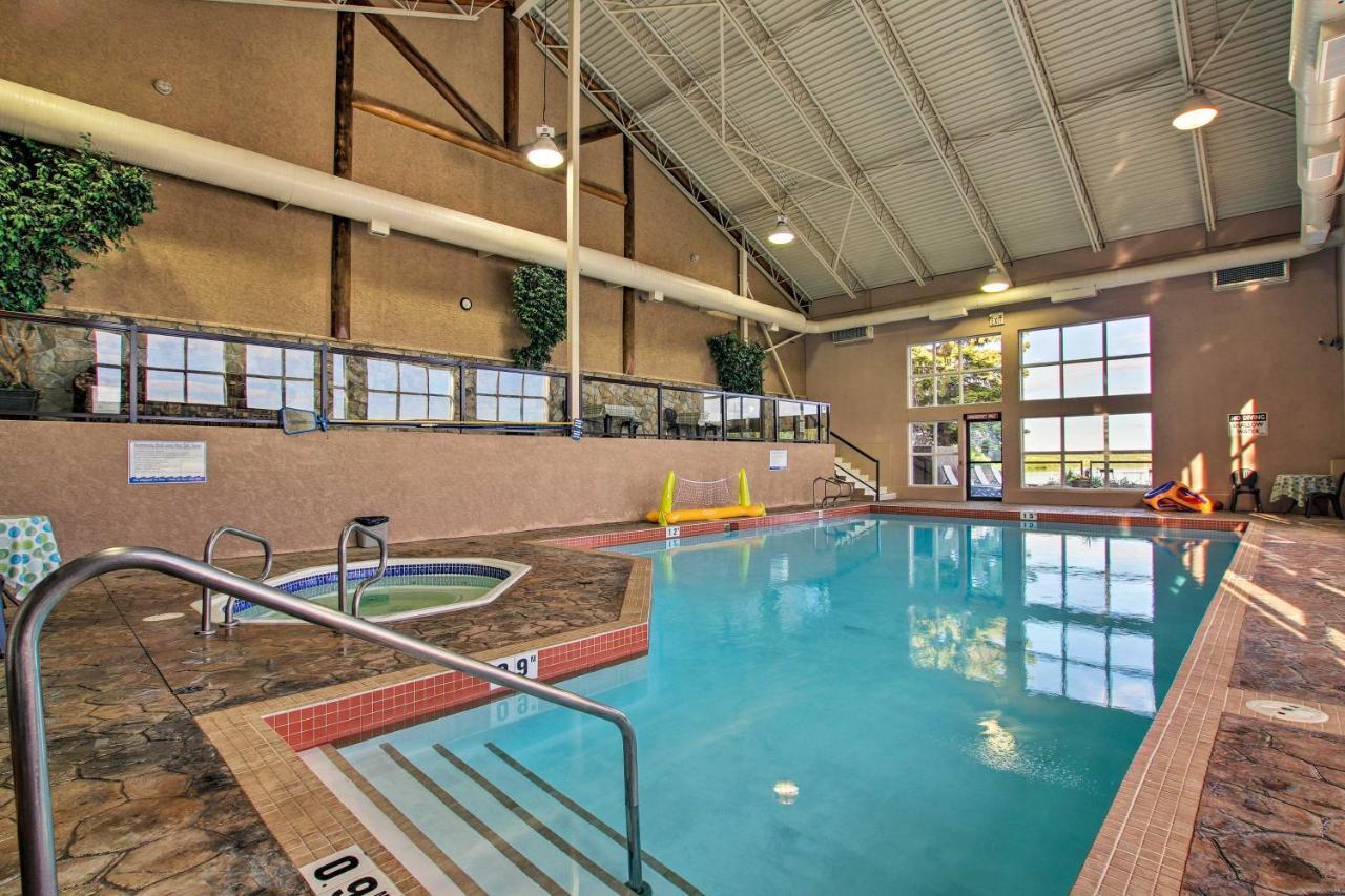 Whispering Pines Cabin With Pool, Lake And Golf Access! Villa Pine Lake Esterno foto