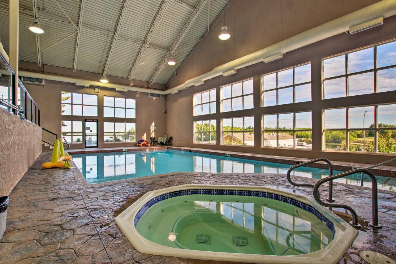 Whispering Pines Cabin With Pool, Lake And Golf Access! Villa Pine Lake Esterno foto